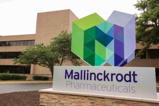 exterior of the Mallinckrodt Pharmaceuticals office in St. Louis. The generic drugmaker Mallinckrodt has a tentative $1.6 billion deal to settle lawsuits over its role in the U.S. opioid crisis