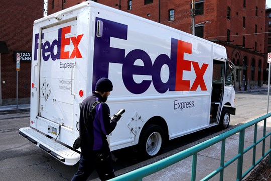 FedEx Truck