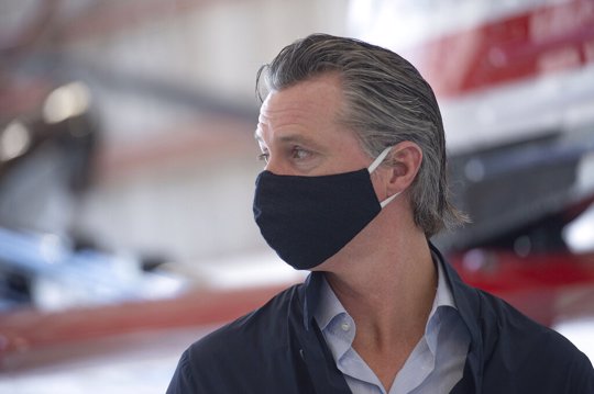 Gov. Gavin Newsom with mask