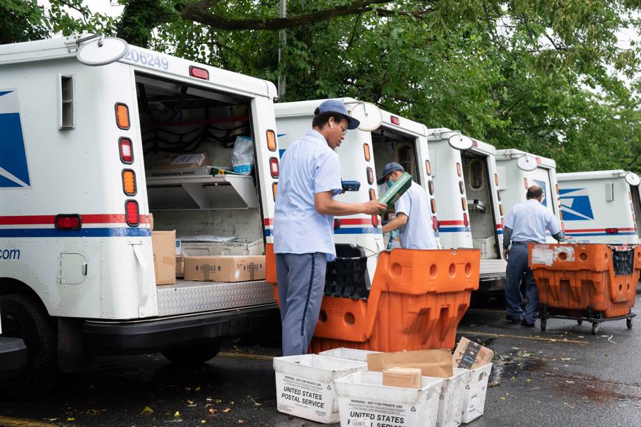 judge-blocks-postal-service-changes-that-slowed-the-mail-positive