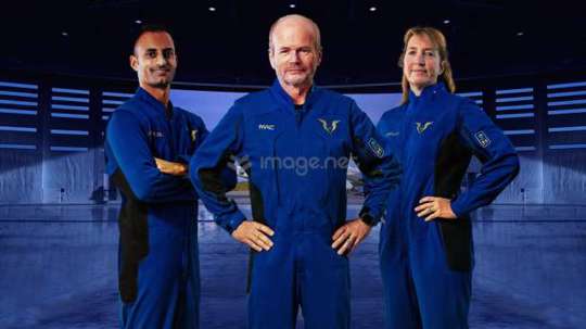 Wearing the spacesuit on the December flight will be Chief Pilot, Dave Mackay and Pilot, CJ Sturckow
