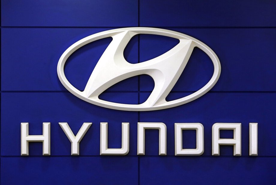 Hyundai new logo