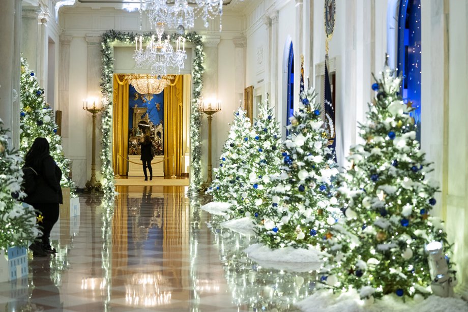 Photos: White House 2021 Christmas Decor | Air1 Worship Music