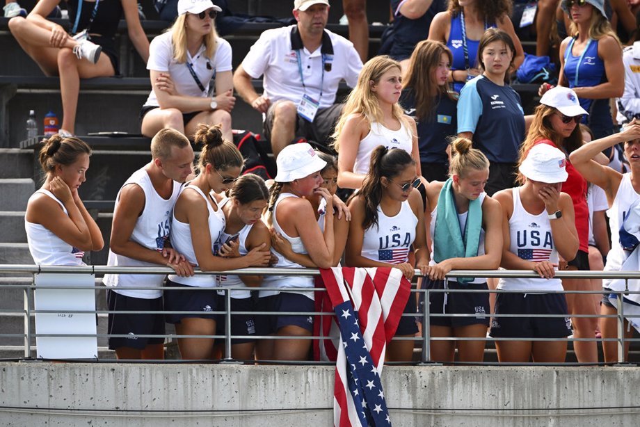 American Coach Rescues Swimmer At World Championships | Positive  Encouraging K-LOVE