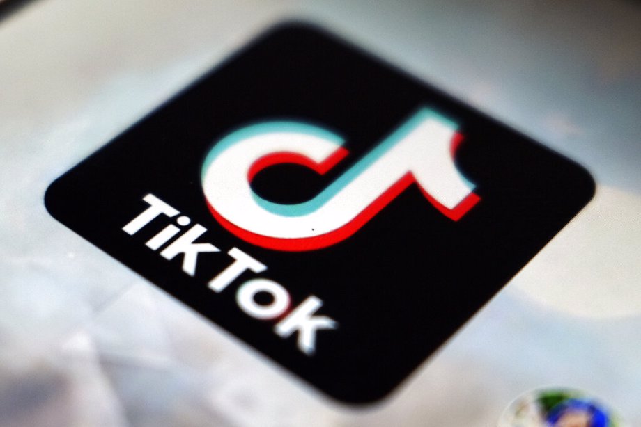 TikTok Challenge Possibly Linked To Teens' Deadly Crash, 4 Lives Lost | Positive Encouraging K-LOVE