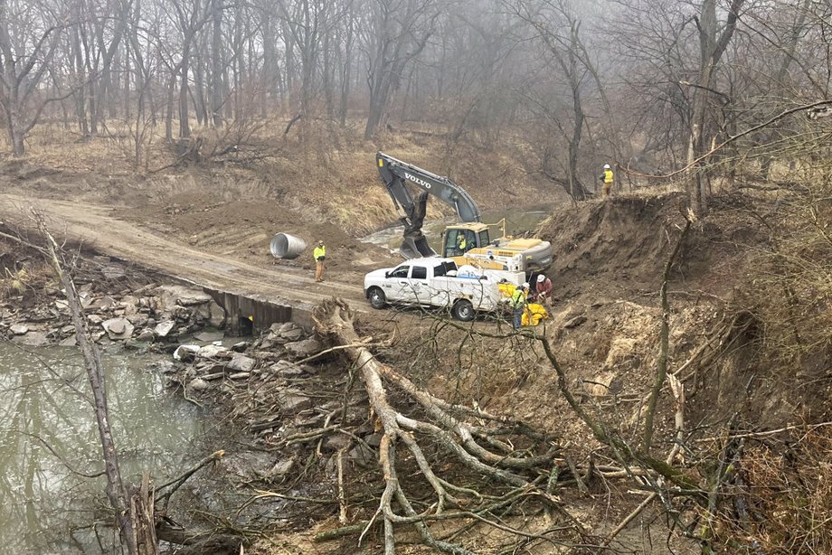 Creek in Washington Kansas Shut Down due to Oil spill