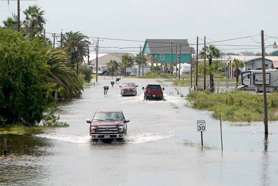 Imelda's Deluge Won't Let Up Over Texas And Louisiana | Positive ...