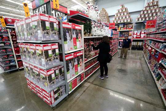 Shopping for Christmas items