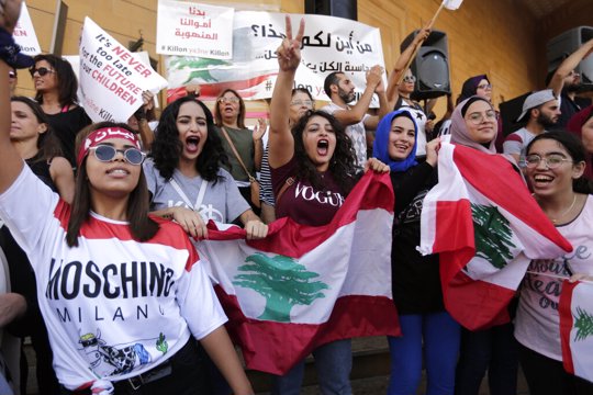 protestors in Lebanon