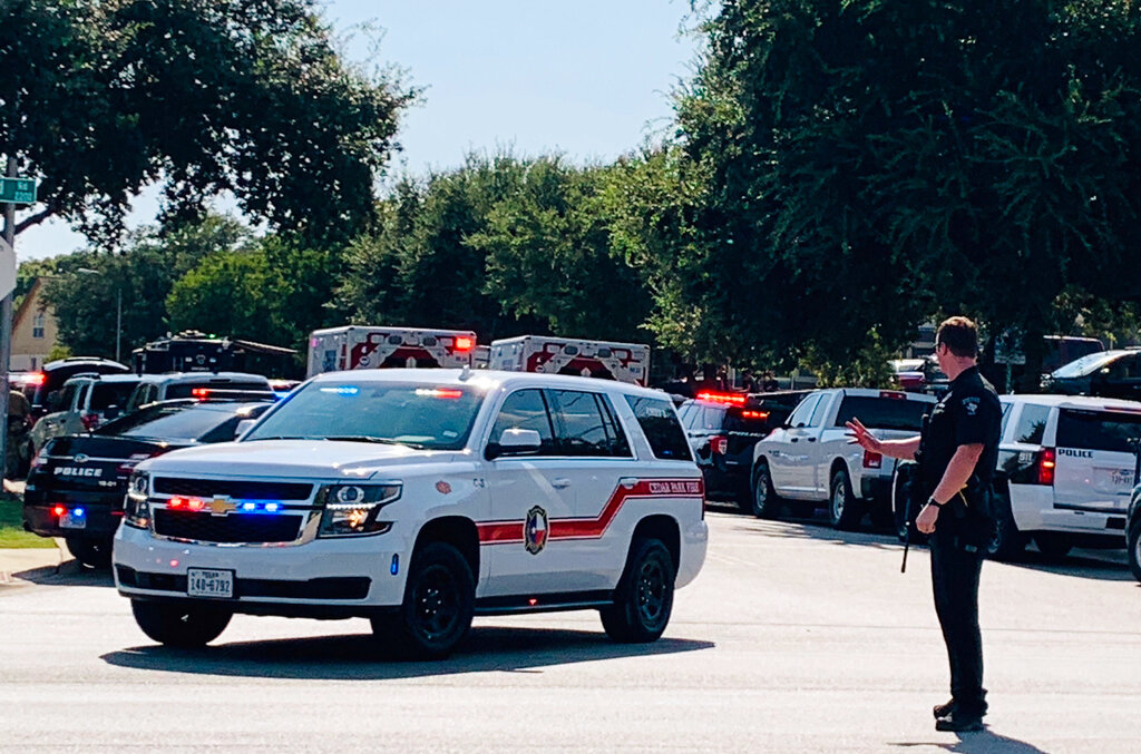 Man Barricaded In Texas Home After 3 Officers Are Shot | Positive ...