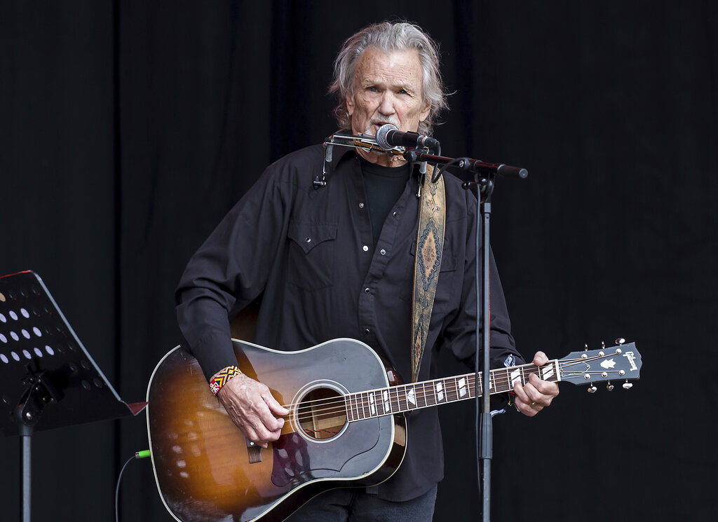 Singer Kris Kristofferson performs at the Glastonbury music festival at Worthy Farm, in Somerset, England, on June 23, 2017