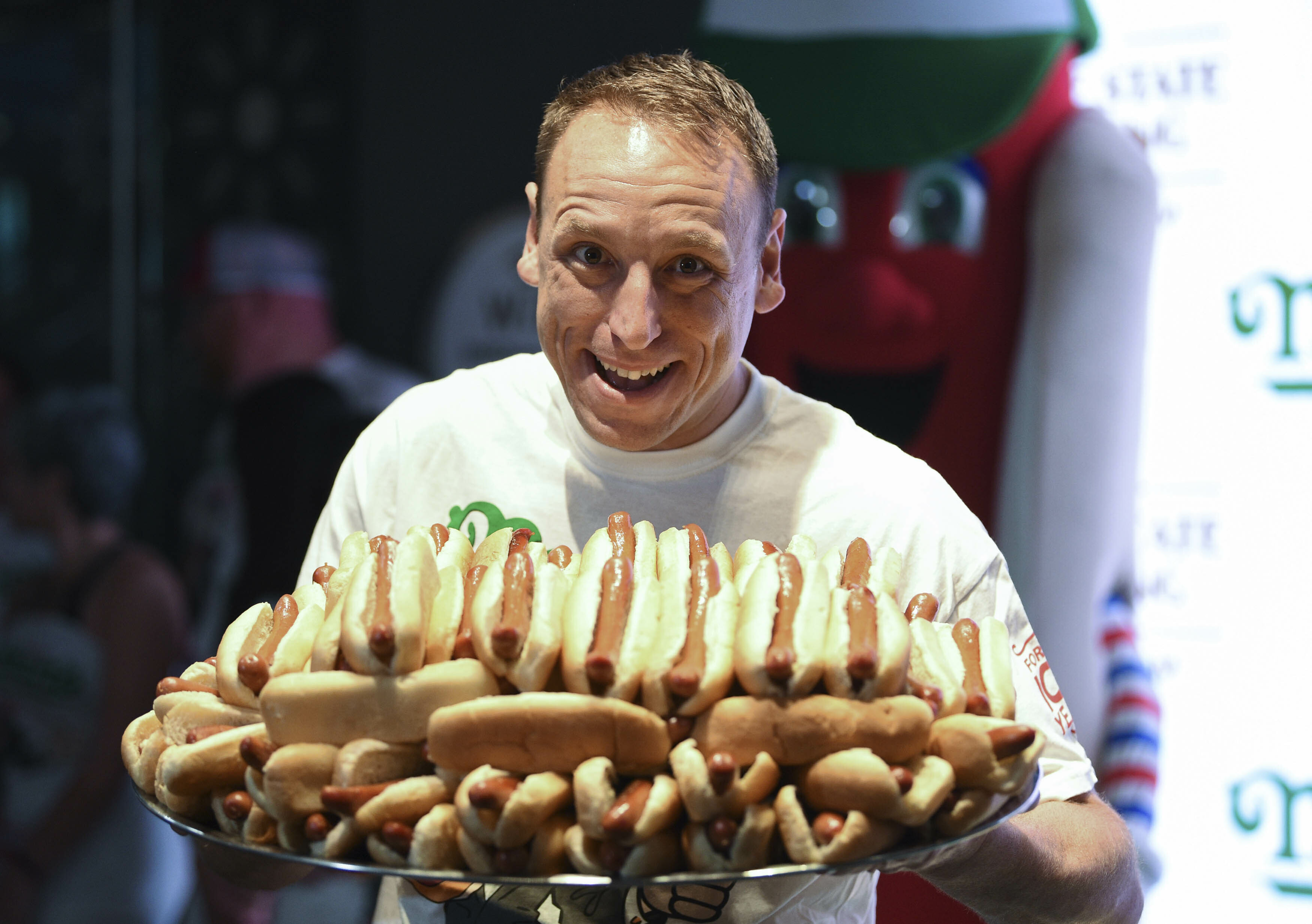 Hot Dog Eating Champ Joey Chestnut: I'll 'Do What It Takes' To Win ...