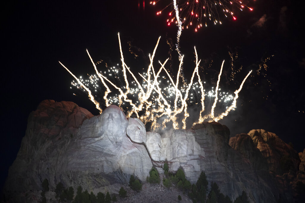 South Dakota Governor Noem Sues To Allow July 4th Fireworks At Mount Rushmore Positive