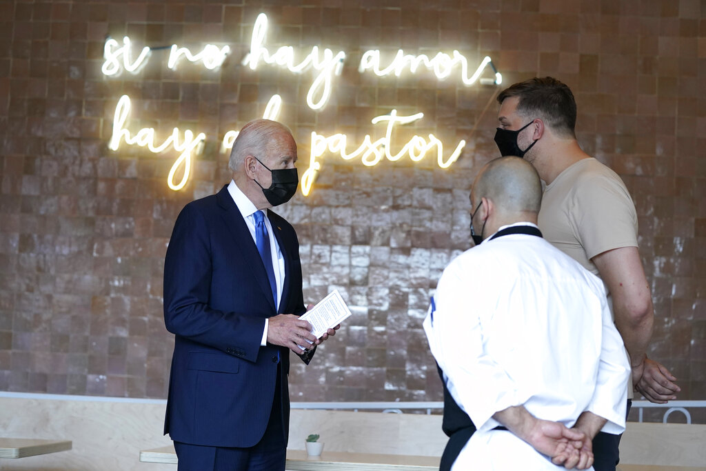 President Joe Biden speaks during a visit to Taqueria Las Gemelas restaurant 