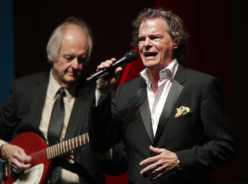 BJ Thomas performs at The Nashville Songwriters Hall of Fame Dinner and Induction Ceremony