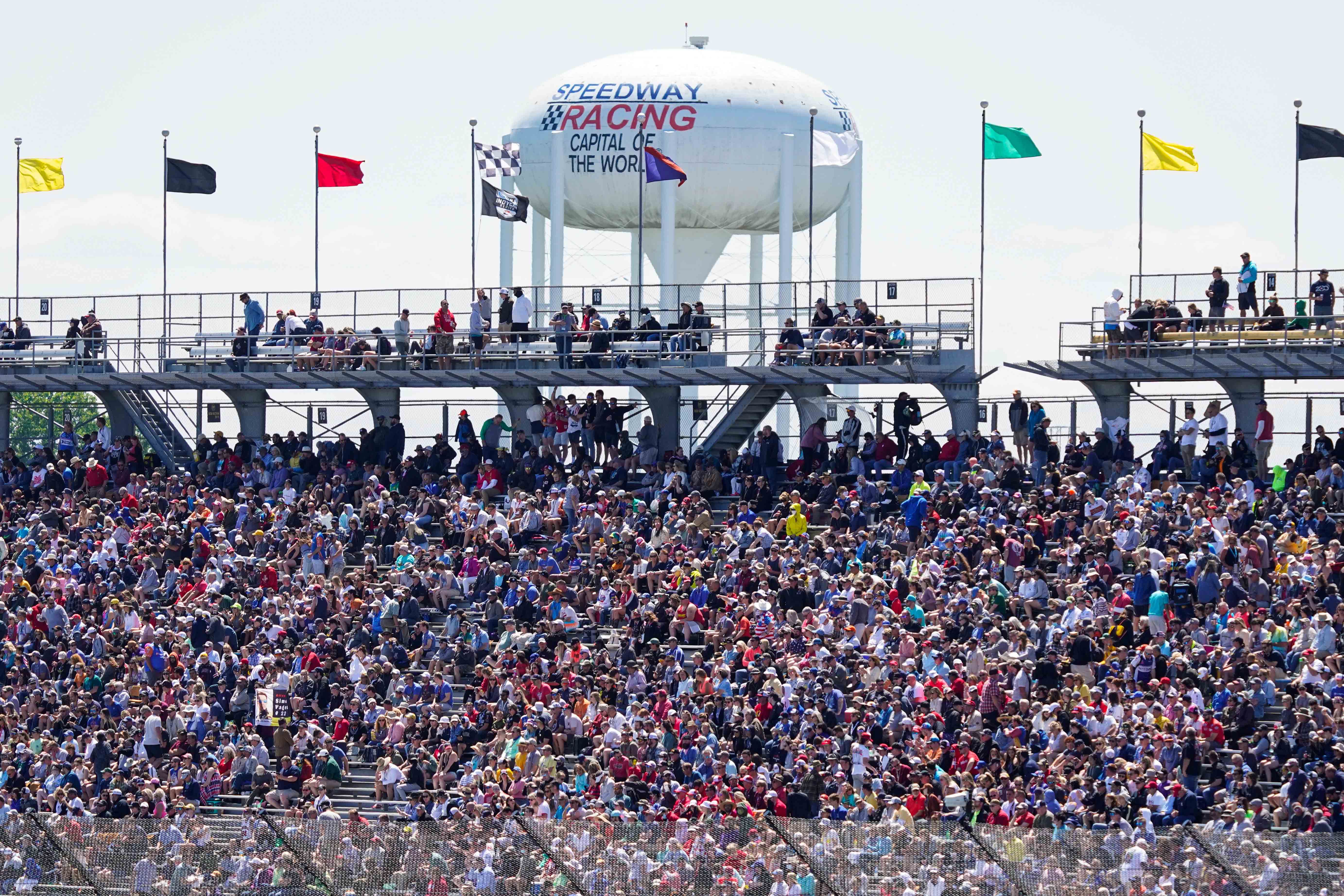 135,000 Fans Celebrate An End To COVID19 Lockdowns At Indy 500 Air1