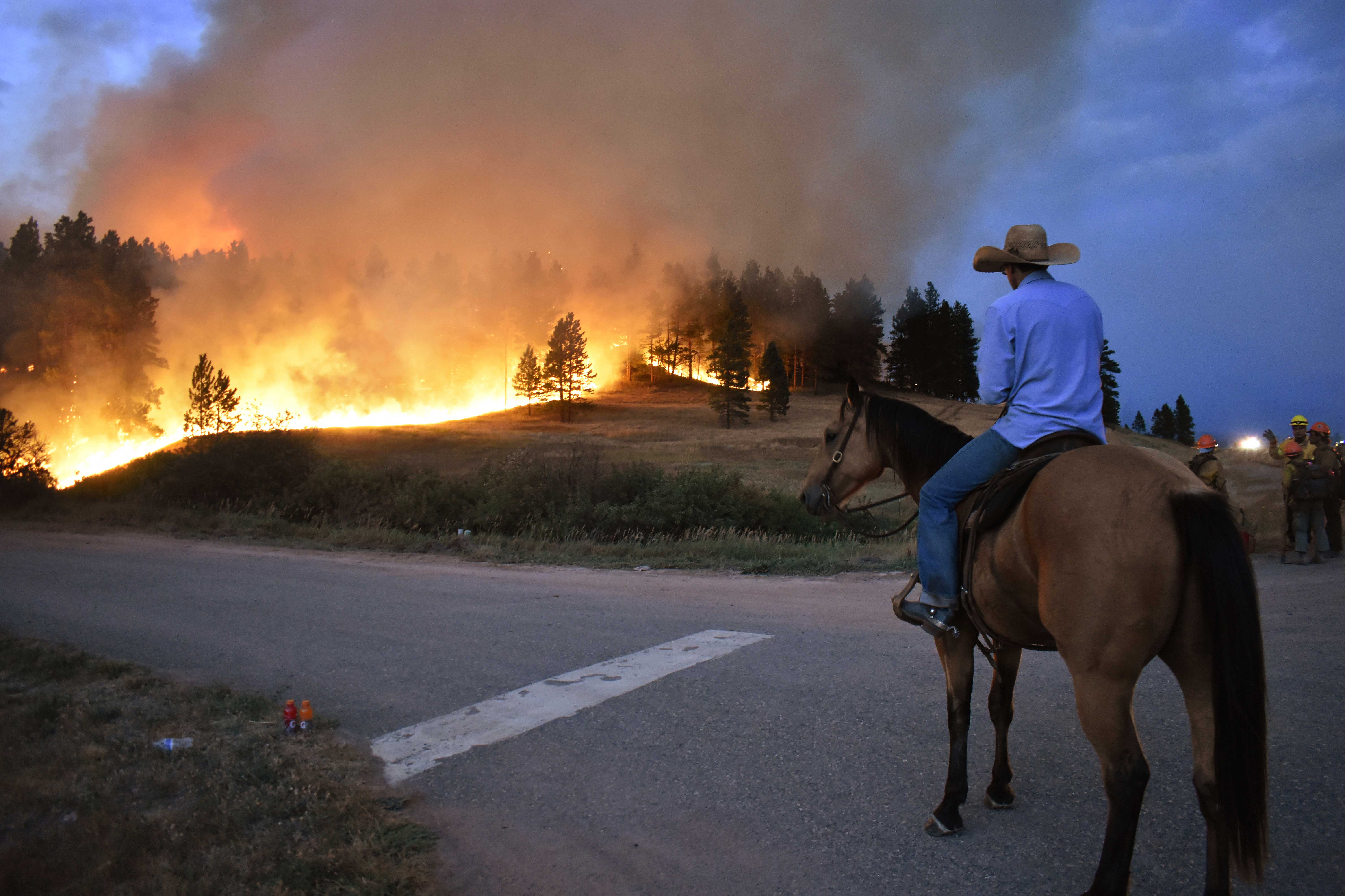 Wildfires Continue To Burn Out West As Heat Wave Hits | Positive ...