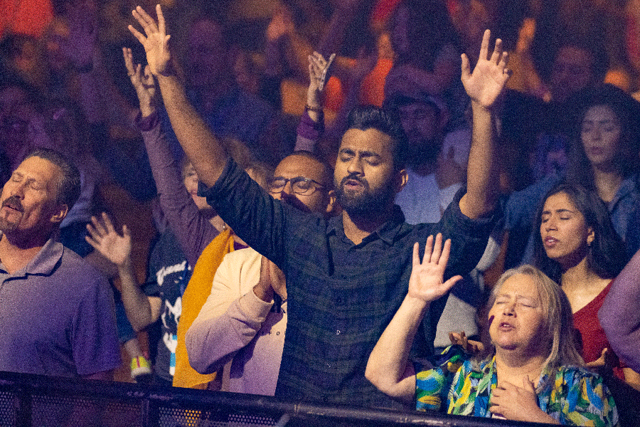 worship at Will Graham rally