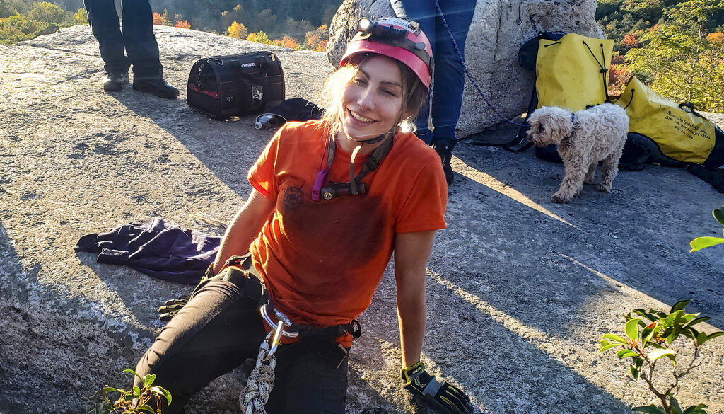 Jessica Van Ord rescued dog from crevice