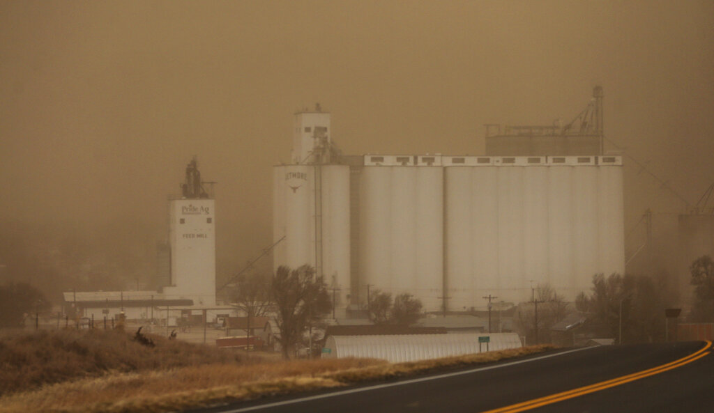 Dust from wind storm in Kansas