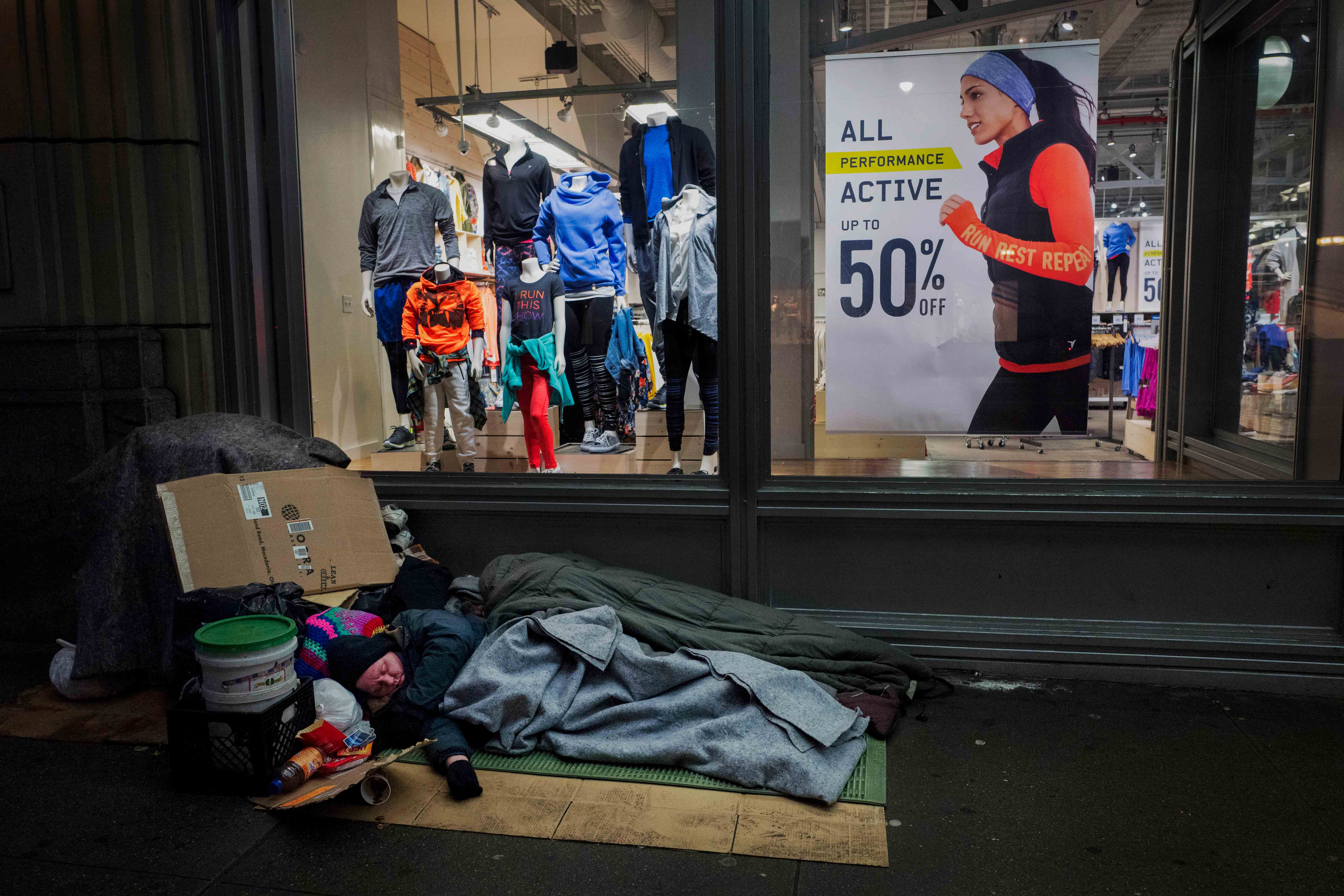 New York City Officials Plan To Remove Homeless Encampents | Positive ...
