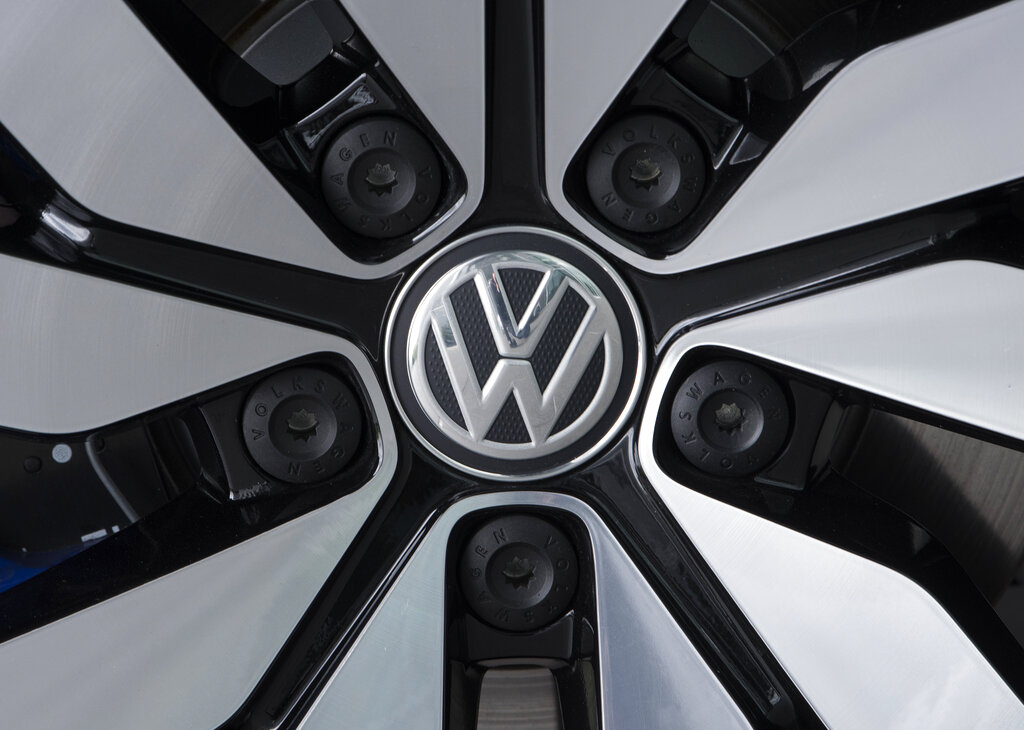 VW logo 