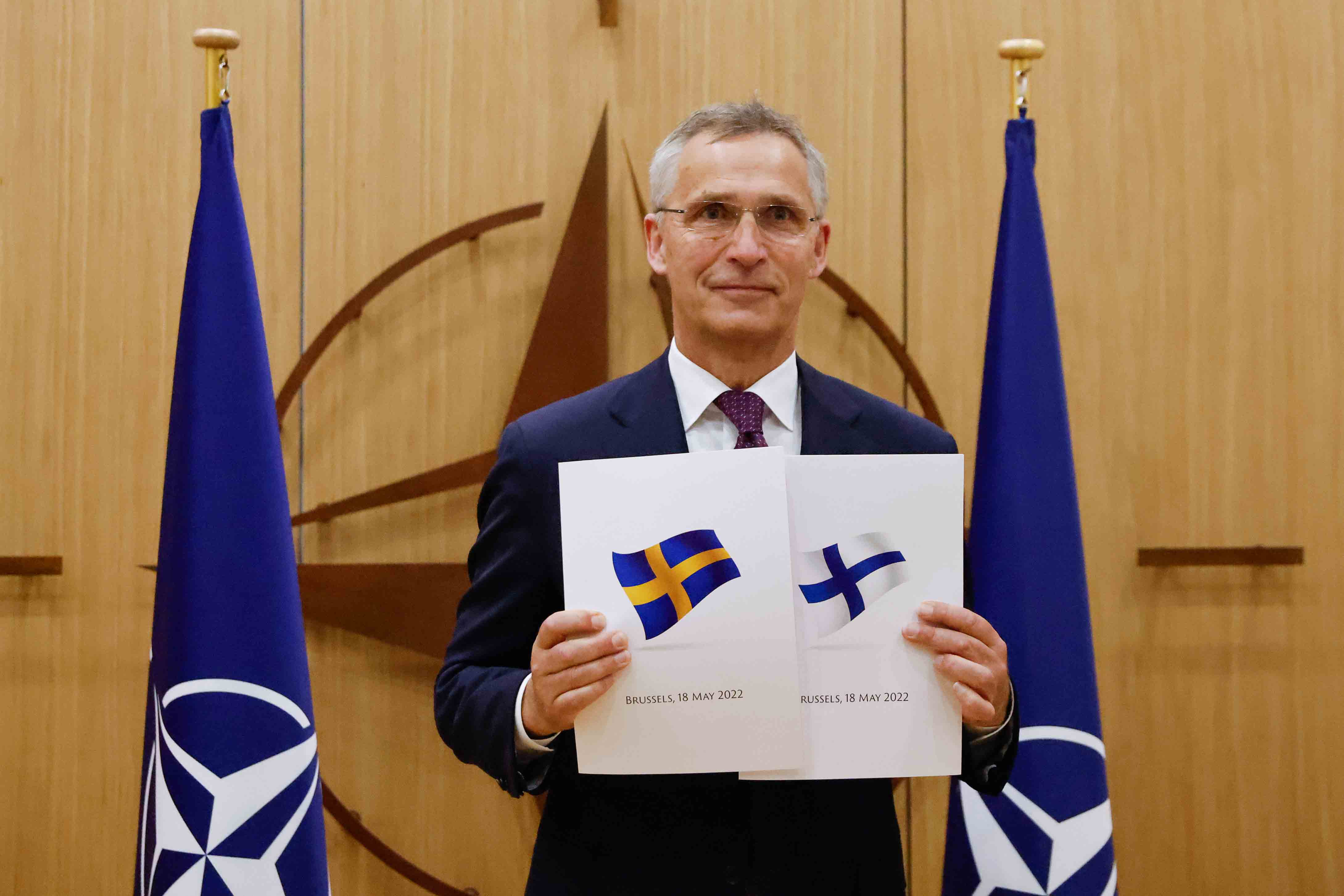 Переговоры в финляндии. Столтенберг: «Финляндия вступит в НАТО 4 апреля». Швеция и Финляндия вступление в НАТО. Глава НАТО 2022. Йенс Столтенберг.