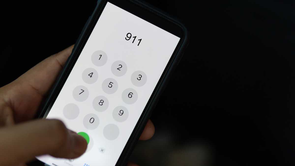 911 on phone