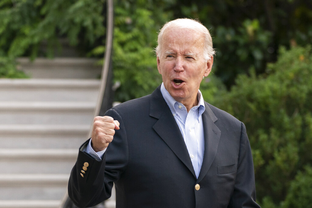 President Biden Leaves White House For 1st Time Since Getting COVID-19 ...