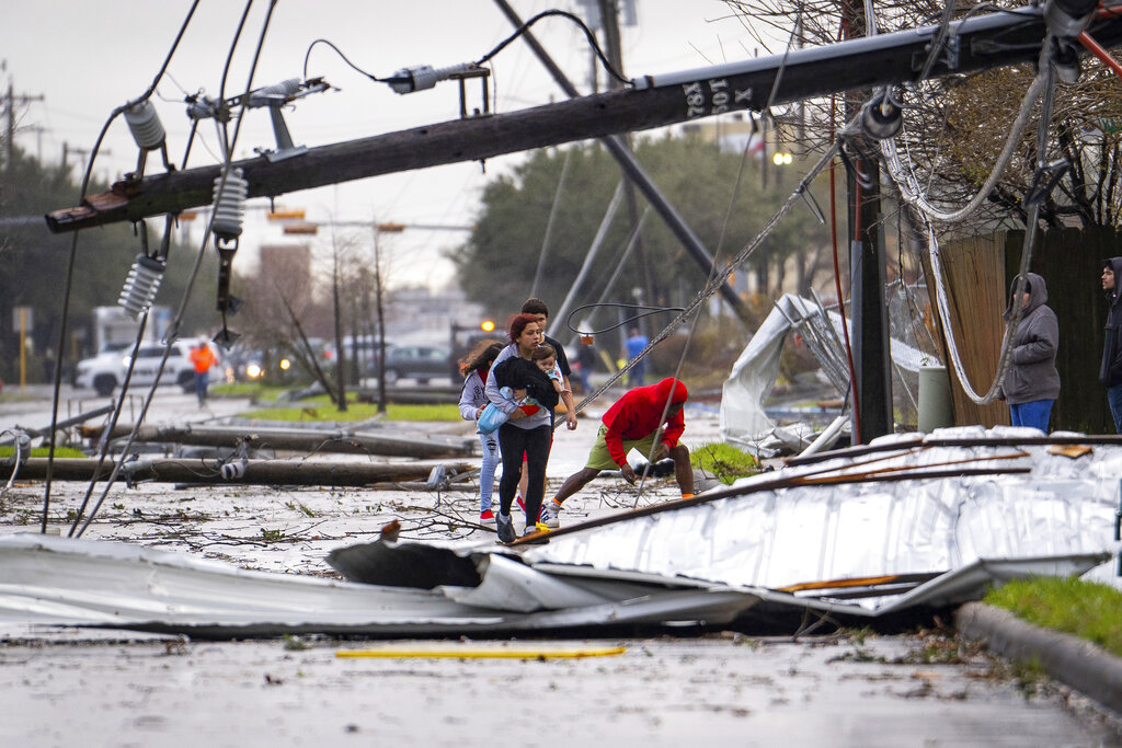 Houston Area Tornado Causes Widespread Damage | Positive Encouraging K-LOVE