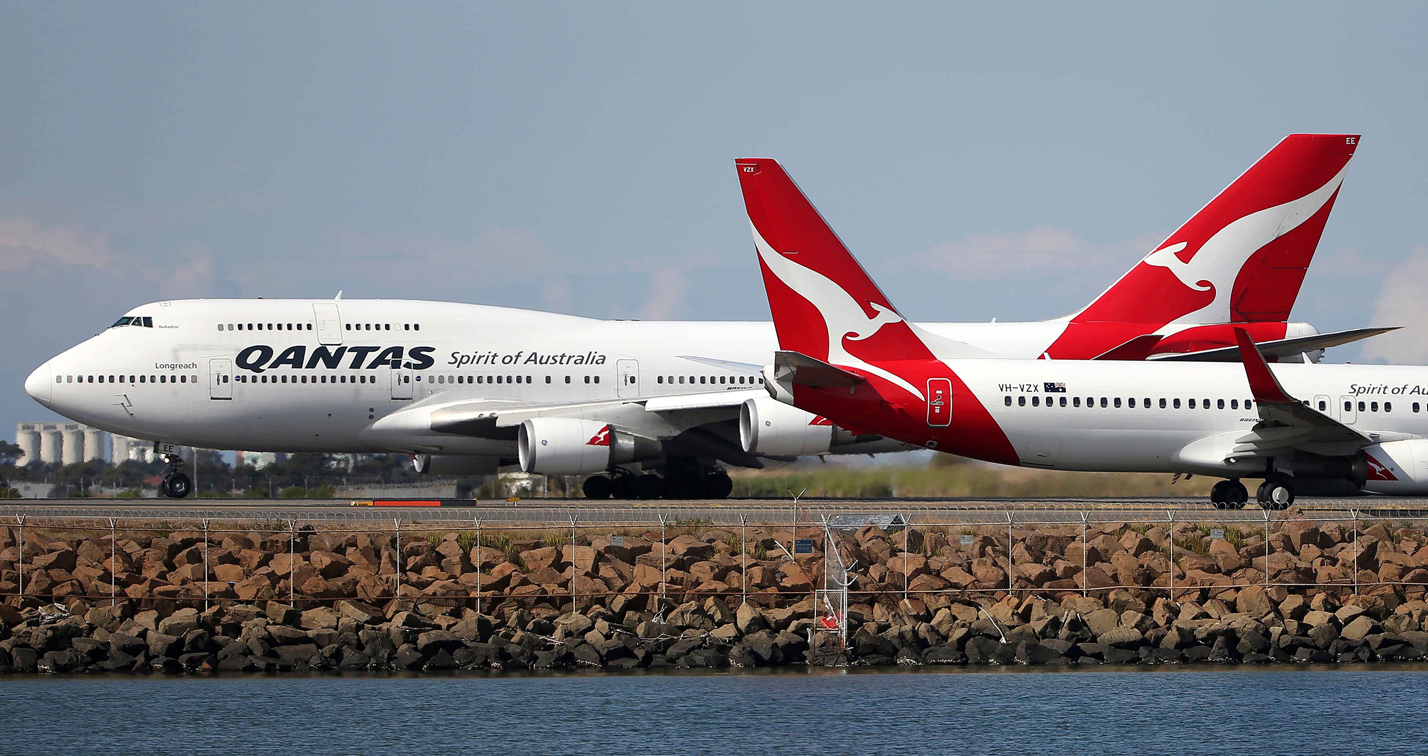 Qantas Completes Longest Non Stop Flight Positive Encouraging K Love 8668