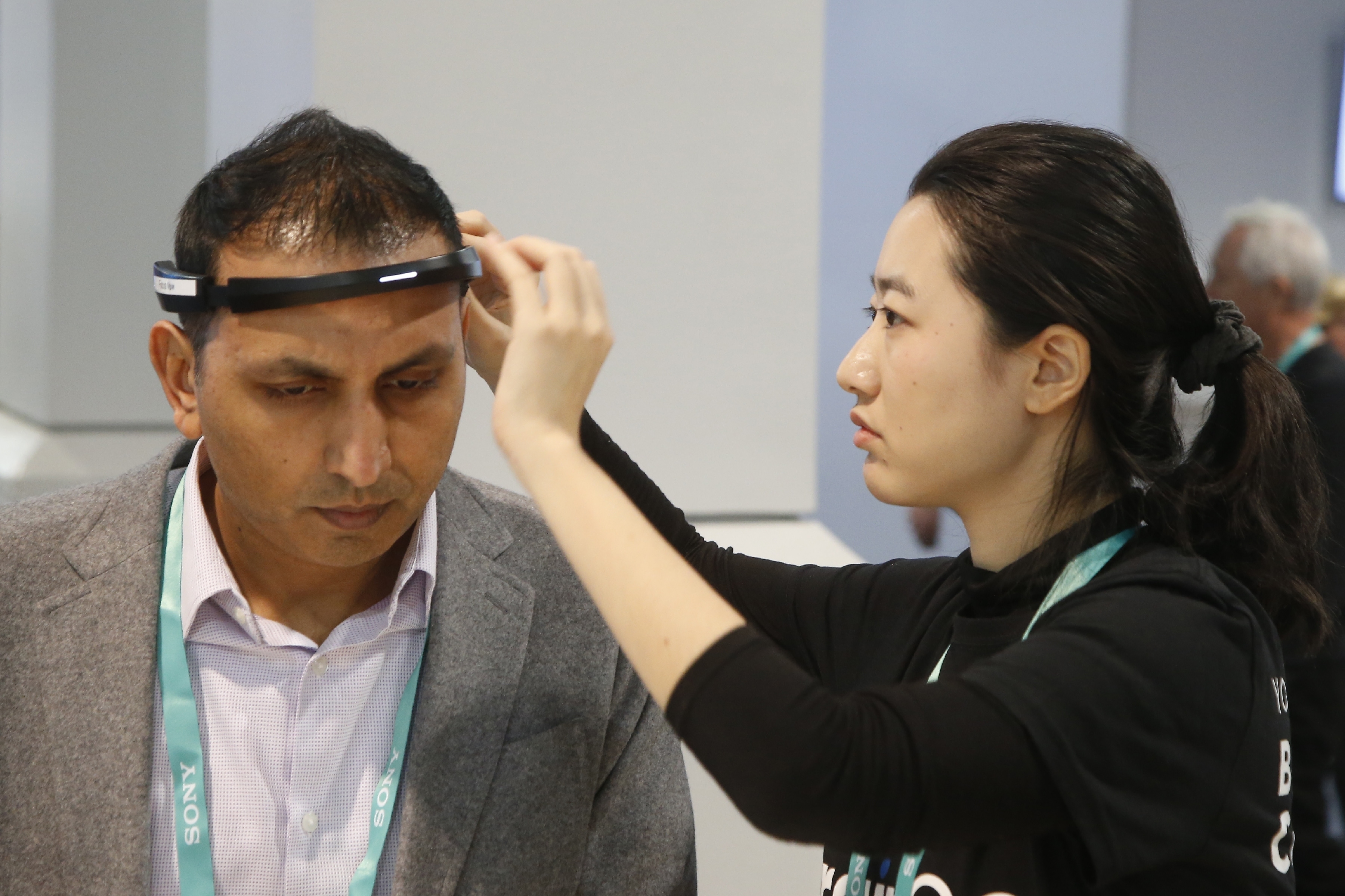 BrainCo brainwave-sensing headband