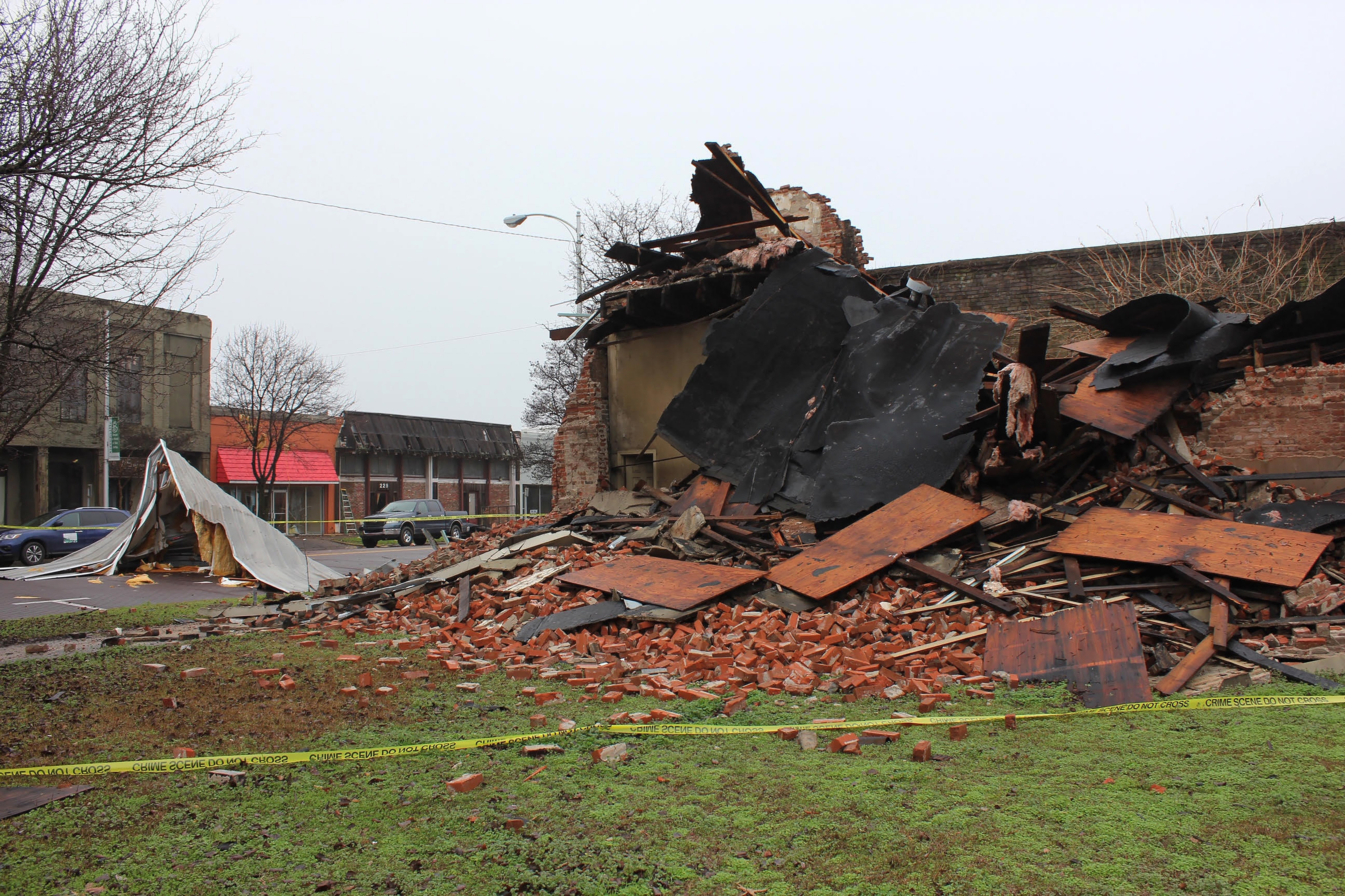 Lives Lost As Severe Storm Sweeps Through Southern US | Positive ...
